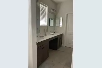 1438 N River Circle, Tarpon Springs, FL 34689 - Photo 13