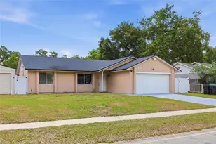 7641 Compass Dr, Orlando, FL 32810 - Photo 3