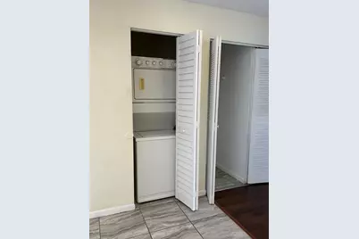 2556 Woodgate Boulevard #203, Orlando, FL 32822 - Photo 13
