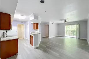 738 Crest Pines Dr, Orlando, FL 32828 - Photo 3