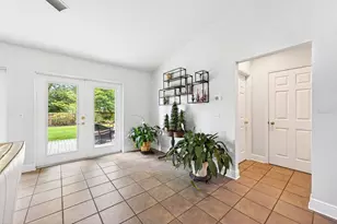 2706 Hargill Dr, Orlando, FL 32806 - Photo 15