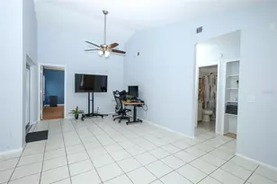 1016 Gwyn Cir, Oviedo, FL 32765 - Photo 5