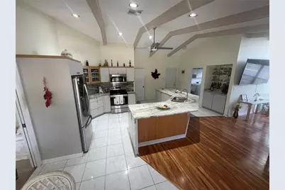4696 Long Lake Drive, Sarasota, FL 34233 - Photo 35