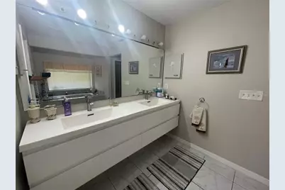 4696 Long Lake Drive, Sarasota, FL 34233 - Photo 41