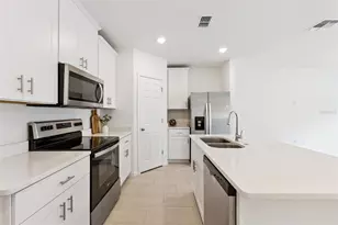 2097 Crape Jasmine Ln, Orlando, FL 32824 - Photo 9