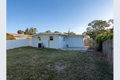 911 New York Street, Edgewater, FL 32132 - Photo 5