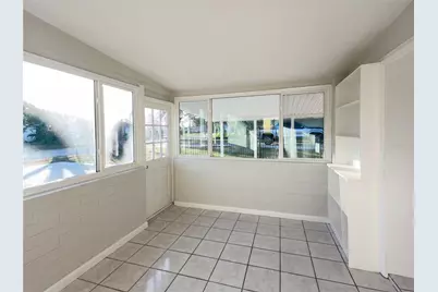 911 New York Street, Edgewater, FL 32132 - Photo 9