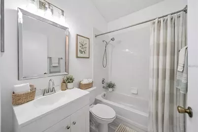 7151 Edgewater Shores Court, Orlando, FL 32810 - Photo 9