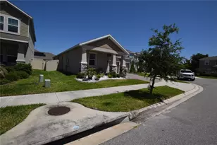 5055 Hatchineha Ct, Saint Cloud, FL 34772 - Photo 3