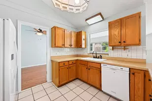 10126 Silver Bluff Dr, Leesburg, FL 34788 - Photo 5