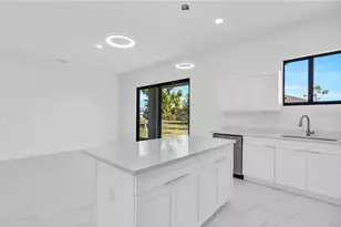 1021 Chiquita Blvd N, Cape Coral, FL 33993 - Photo 13
