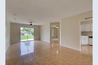 806 Illinois Avenue, Saint Cloud, FL 34771 - Photo 7