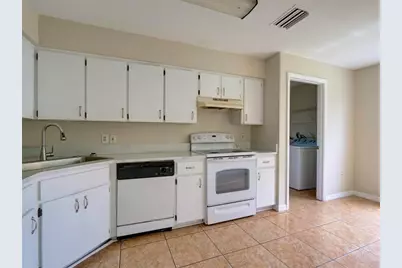 806 Illinois Avenue, Saint Cloud, FL 34771 - Photo 13