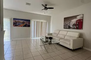 4300 Paradise Cove Ct, Kissimmee, FL 34746 - Photo 3