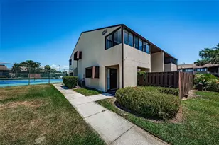 781 Village Lake Terrace N, Saint Petersburg, FL 33716 - Photo 5