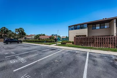 781 Village Lake Terrace N #101A, Saint Petersburg, FL 33716 - Photo 3