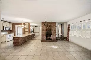 3901 N Apopka Vineland Rd, Orlando, FL 32818 - Photo 13