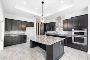 18043 Palmdale Rd, Weeki Wachee, FL 34614 - Photo 7