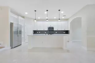 6615 Helmsley Cir, Windermere, FL 34786 - Photo 9