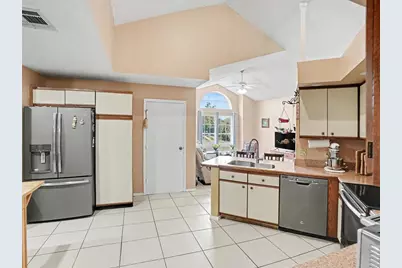 184 Coral Reef Circle, Kissimmee, FL 34743 - Photo 11