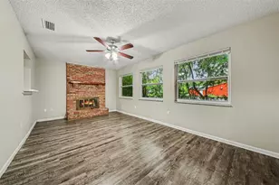 2318 Jobbins Dr, Leesburg, FL 34748 - Photo 3