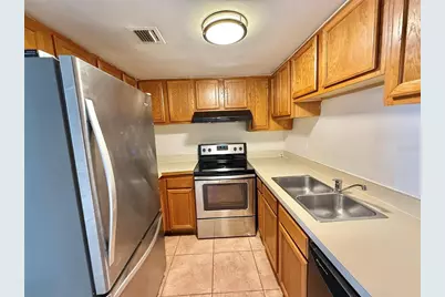 4113 S Semoran Boulevard #14, Orlando, FL 32822 - Photo 3
