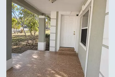 8618 Grandview Drive, Tampa, FL 33617 - Photo 3