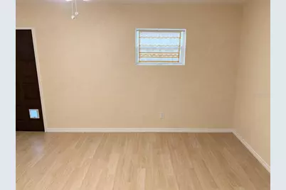8618 Grandview Drive, Tampa, FL 33617 - Photo 37