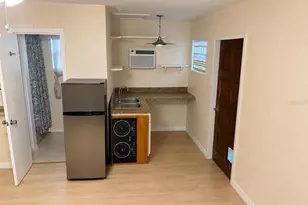 8618 Grandview Dr, Tampa, FL 33617 - Photo 51