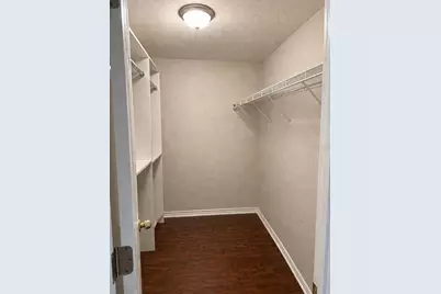 8618 Grandview Drive, Tampa, FL 33617 - Photo 19