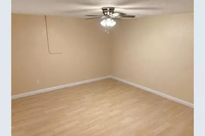 8618 Grandview Drive, Tampa, FL 33617 - Photo 55
