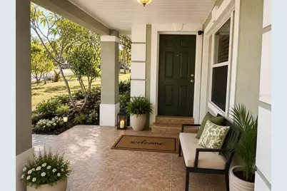 8618 Grandview Drive, Tampa, FL 33617 - Photo 5