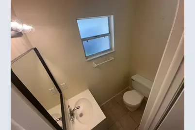 1820 Bonneville #1820, Orlando, FL 32826 - Photo 9