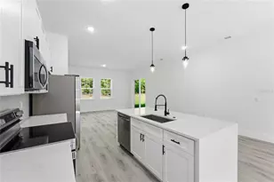 238 E Caldwell Dr, Dunnellon, FL 34434 - Photo 13