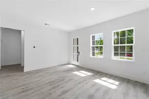 238 E Caldwell Dr, Dunnellon, FL 34434 - Photo 5