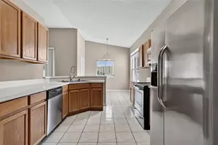7246 Mardell Ct, Orlando, FL 32835 - Photo 13