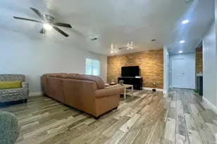 1044 Nin St, Orlando, FL 32835 - Photo 3
