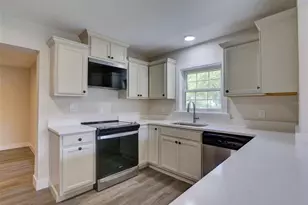 2709 Arc Dr, Orlando, FL 32826 - Photo 9