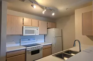 5447 Vineland Rd, Orlando, FL 32811 - Photo 11