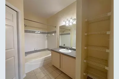 6663 Queens Borough Avenue #303, Orlando, FL 32835 - Photo 15