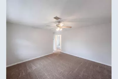 1100 Carefree Cove Drive, Winter Haven, FL 33881 - Photo 3