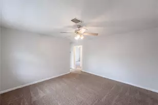 1100 Carefree Cove Dr, Winter Haven, FL 33881 - Photo 3