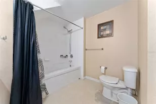 4017 Venetian Bay Dr, Kissimmee, FL 34741 - Photo 21