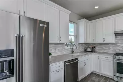 1105 Canopy View Way, Minneola, FL 34715 - Photo 7