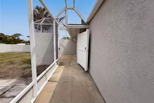 1301 Lucaya Ave, Venice, FL 34285 - Photo 27