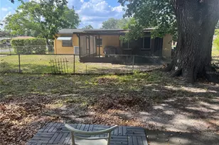 201 E Buchanon Ave, Orlando, FL 32809 - Photo 17