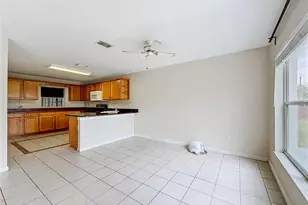 5306 Grove Crossings Blvd, Orlando, FL 32839 - Photo 11