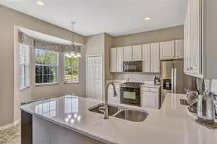 115 Crescent Moon Dr, Groveland, FL 34736 - Photo 3