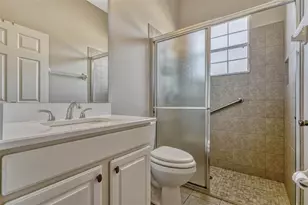 115 Crescent Moon Dr, Groveland, FL 34736 - Photo 15