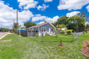 702 E Gilchrist St, Plant City, FL 33563 - Photo 3
